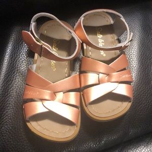 Rose Gold Saltwater sandals